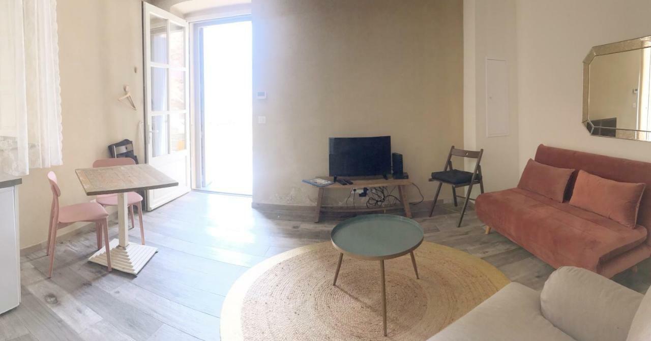 Appartement la CASA DI SBIRI au coeur de la citadelle à Bastia  Extérieur photo