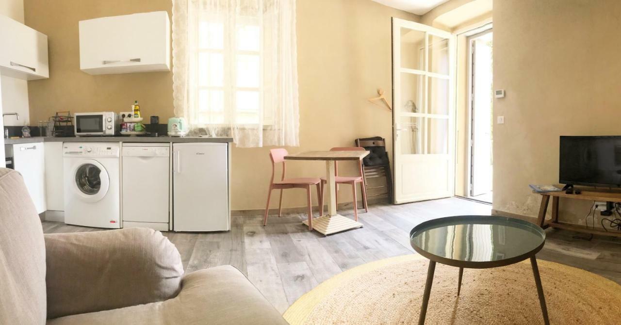 Appartement la CASA DI SBIRI au coeur de la citadelle à Bastia  Extérieur photo